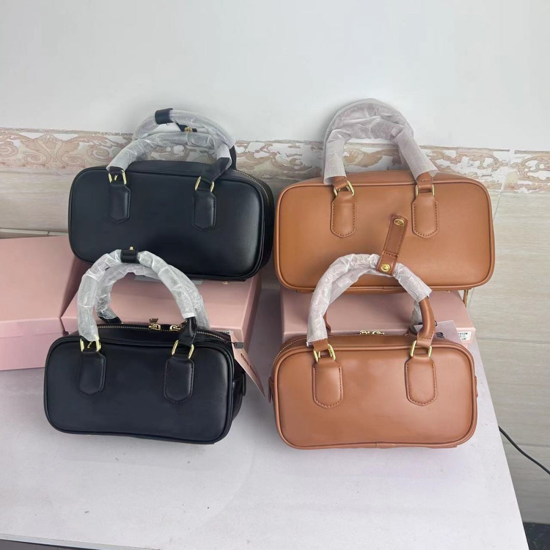 MM Arcadie Leather Bag (UA)