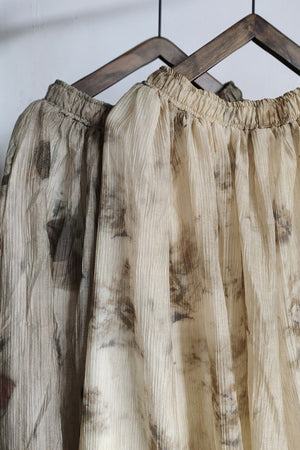 Plant-dyed Crinkled Skirt